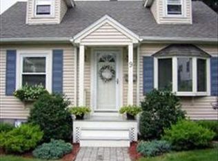9 Maplewood Ave, Methuen, MA 01844