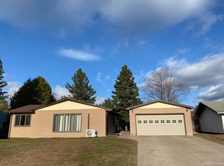 115 S Rose St, Ishpeming, MI 49849
