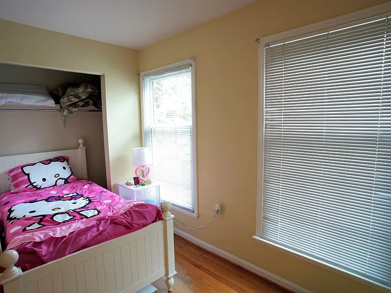 1724 Dana St — Photo 5
