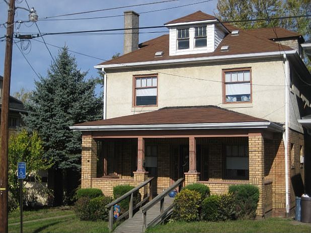 1st image of 1035 Vine St