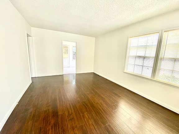 4th image of 1839 S Sierra Vista Ave APT C