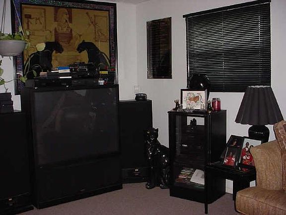 3rd image of 9408 NE Pepperidge Dr