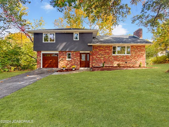 506 Crest Dr, Jefferson City, MO 65109