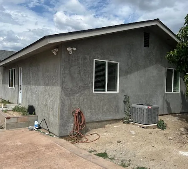 2589 Amanda St #B — Photo 11