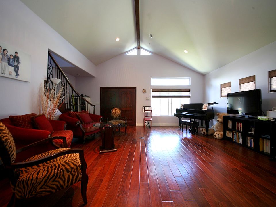 2nd image of 3608 Fairman St
