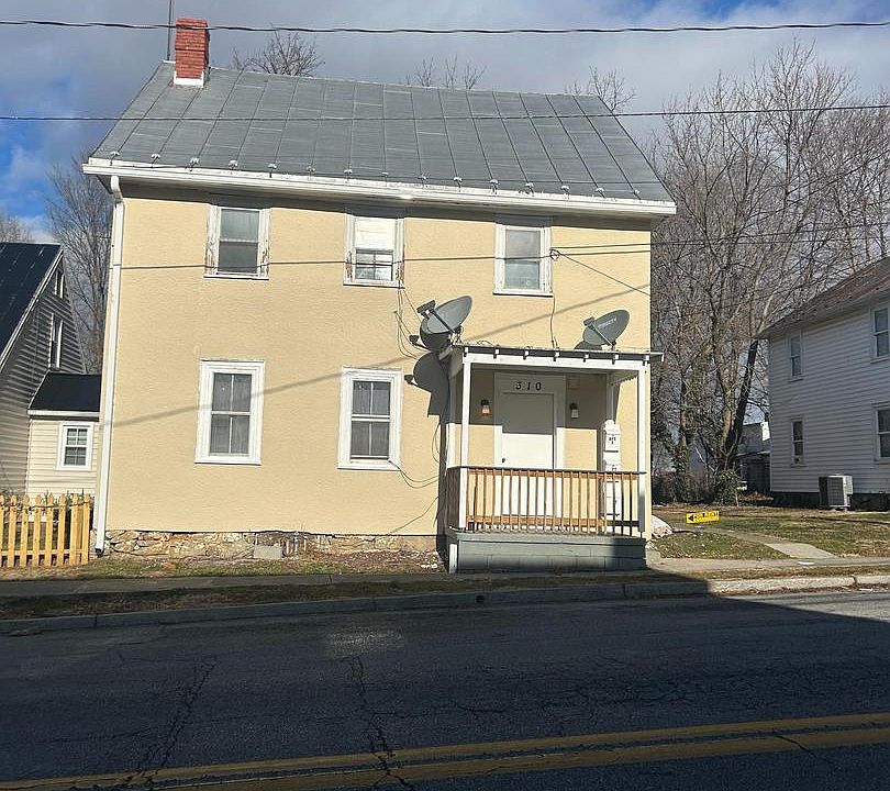 1st image of 310 W Liberty St