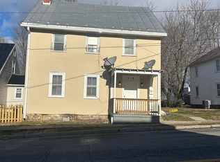 310 W Liberty St, Charles Town, WV 25414