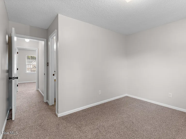 893 W Pueblo Dr — Photo 12