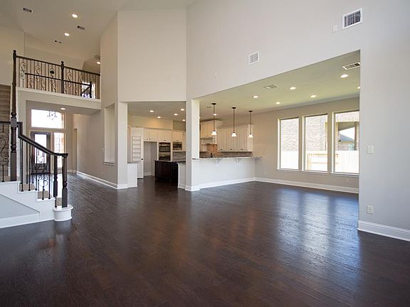 5th image of 3403 Thornton Lake Ln