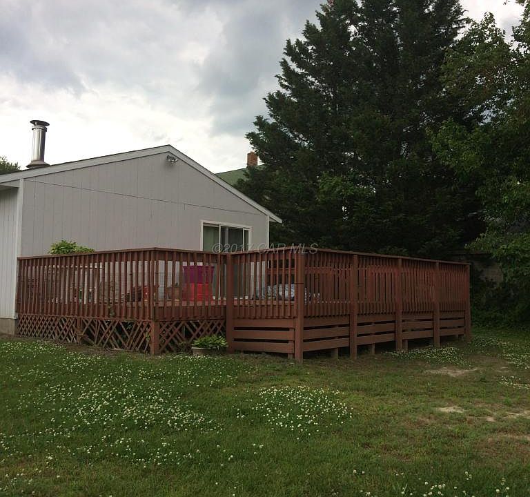 2nd image of 8 Grice St