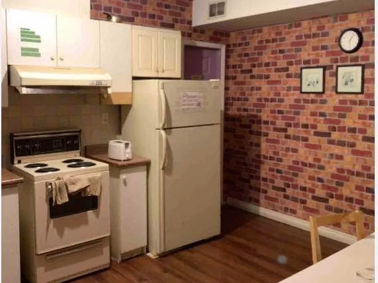 1859 Danforth Ave #1 — Photo 6