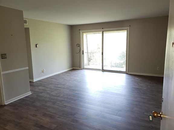 4th image of 4213 Norbourne Blvd