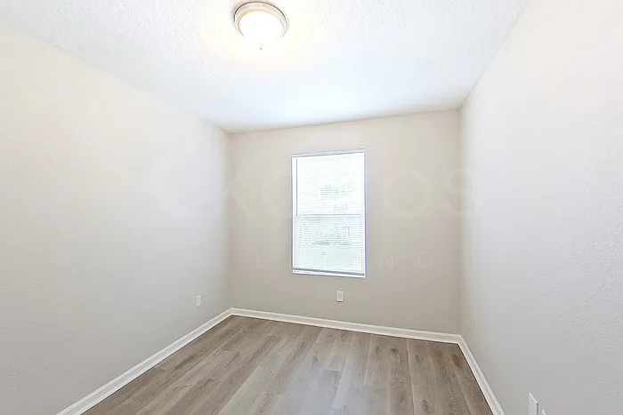 1303 Mull St — Photo 14