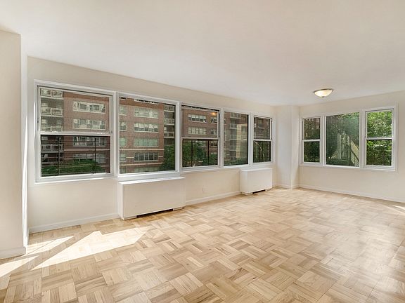 3rd image of 355 E 72nd St APT 16H