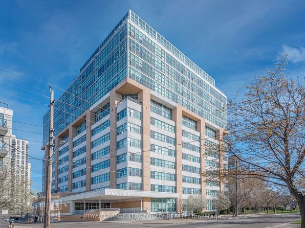 2 Fieldway Rd #707, Toronto, ON M8Z 0B9