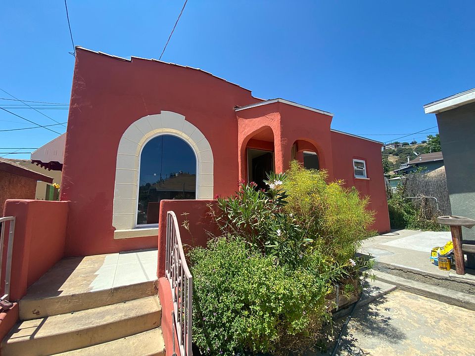 1st image of 3441 Maceo St #1/2
