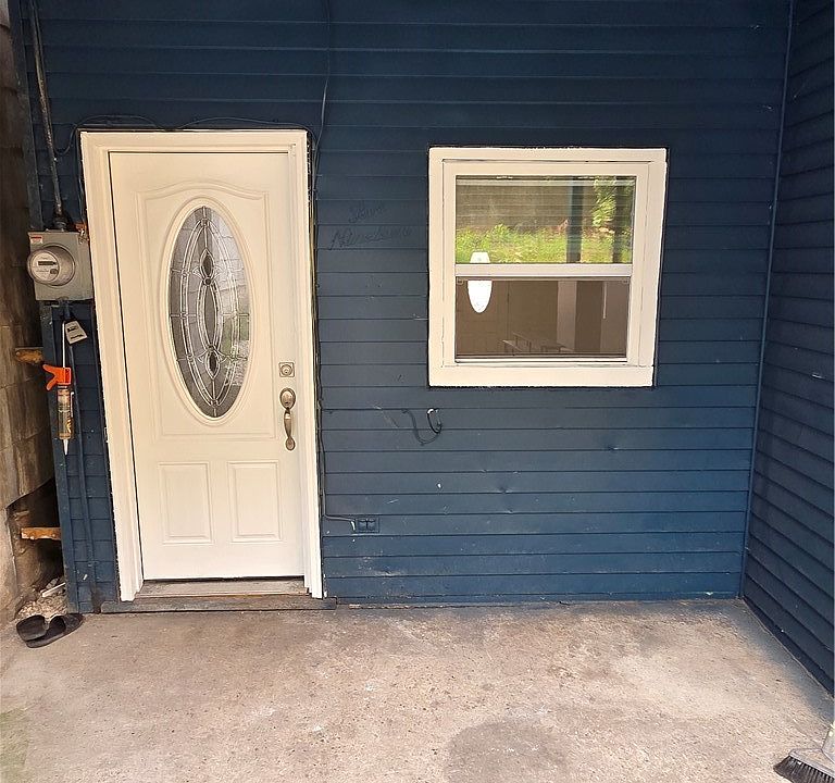 1st image of 519 Ridge Ave
