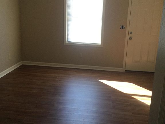 5th image of 437 Garden City Dr #2