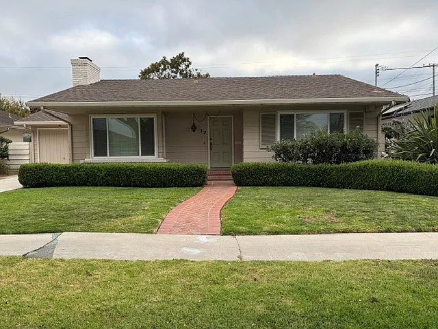 2 bed, 1.5 bath, 1318 sqft, $3,200 — Photo 1