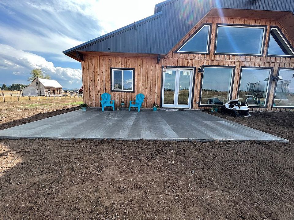 2nd image of 38 Garden Ln
