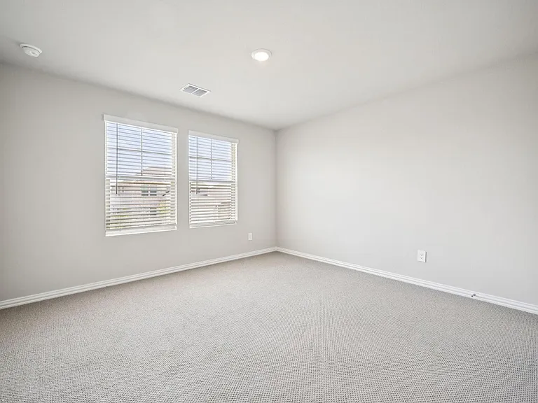 718 London Town Ln — Photo 27