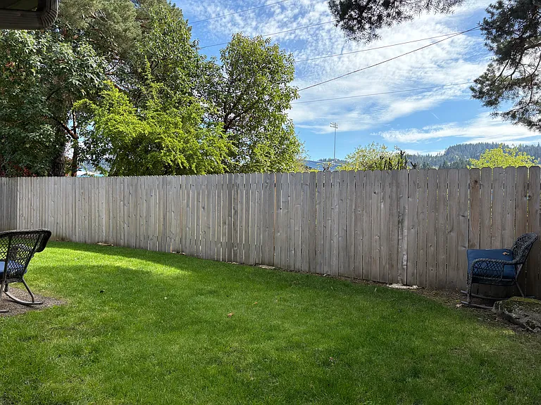 3844 Peppertree Dr — Photo 33