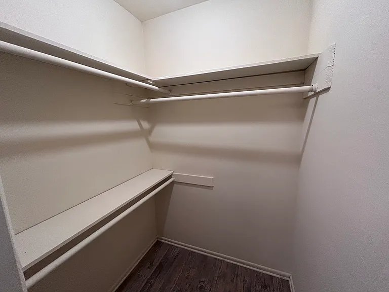 Forestbrook Apartments — Photo 40