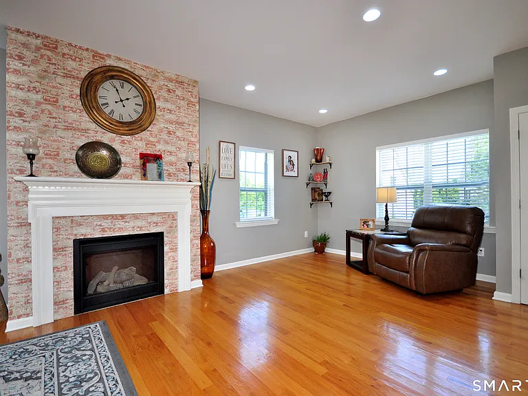 81 Windermere Village Rd #81-R — Photo 11