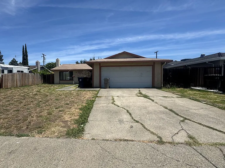 7557 Lemarsh Way — Photo 1