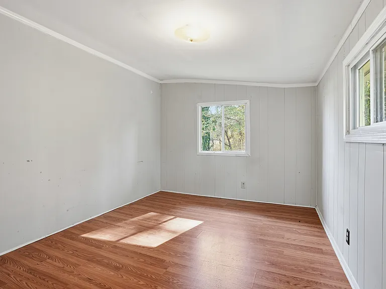 345 Brannan Rd — Photo 6