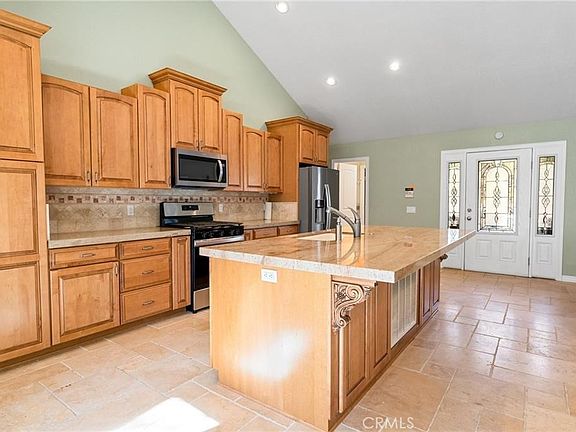 3rd image of 301 S Shakespeare Ln