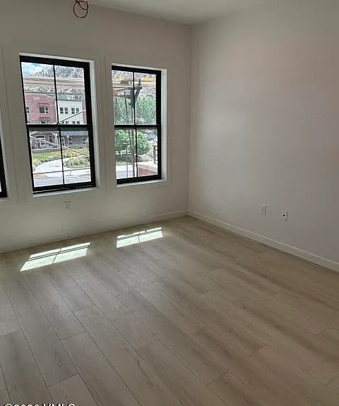 1200 Capitol St #303 — Photo 4