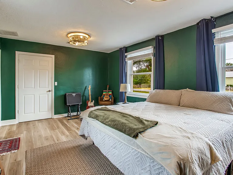 102 Alba Plena St — Photo 8