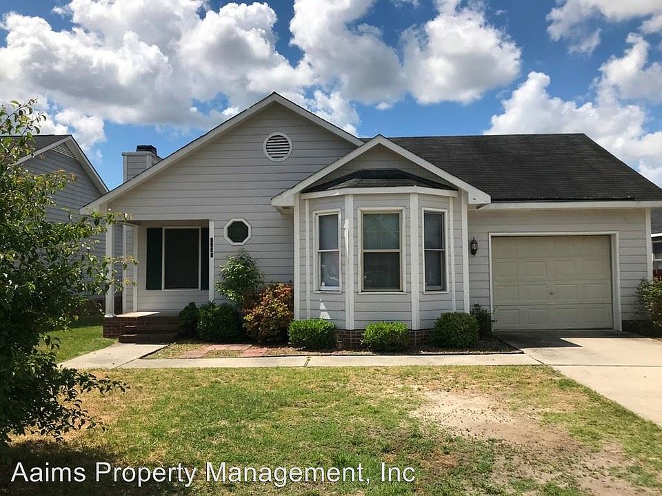 3319 Crosswinds Dr, Hope Mills, NC 28348 Zillow