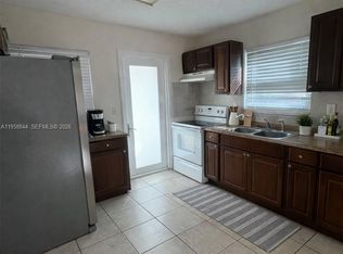 2220 SW 46th Ct #2, Fort Lauderdale, FL 33312