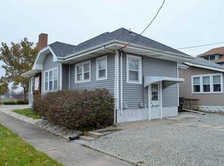 2103 16th St, Moline, IL 61265