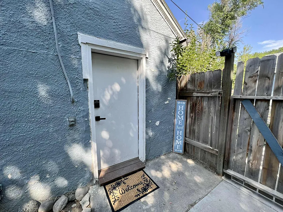 612 Howard Ave