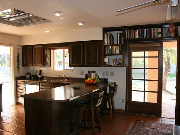 New Quartz Counters being installed