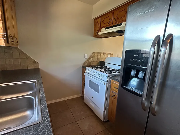 211 N Grace St #6 — Photo 9