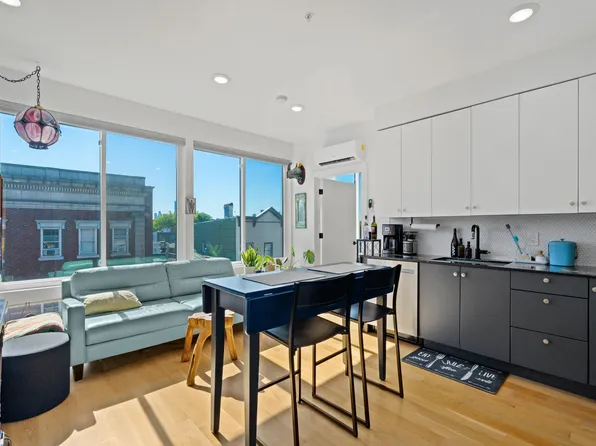 281 Central Avenue image 2 of 17