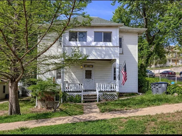 630 S 3rd St, Council Bluffs, IA 51503