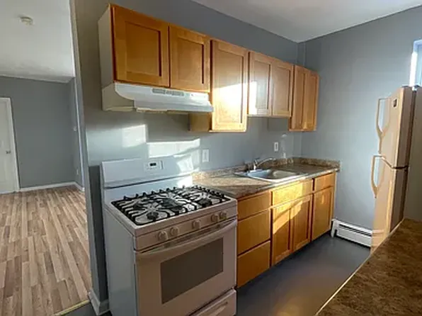 51 Bedford St #B, Hartford, CT 06120