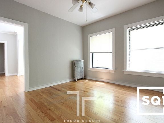 3rd image of 3518 N Broadway St #3528-1W