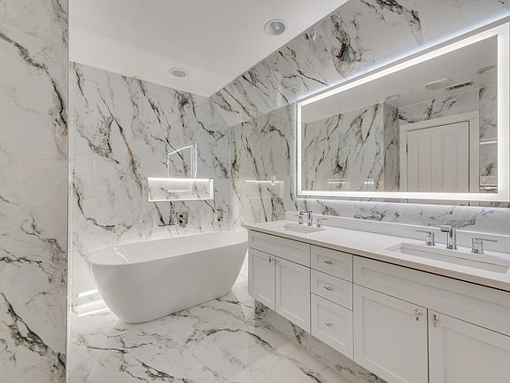 2nd image of 2608 Thomas Ave #3