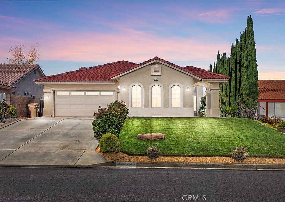 1st image of 13240 Palos Grande Dr