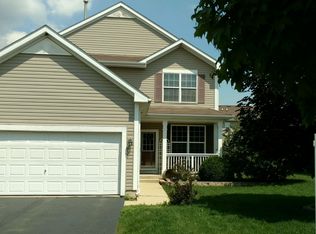 404 Grape Vine Trl, Oswego, IL 60543