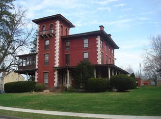 18 Willieb St APT 1, Glastonbury, CT 06033