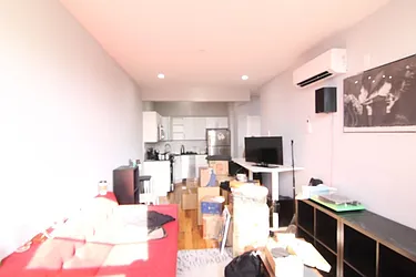 Rented by Empire Deeds LLC 