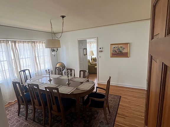 2nd image of 227 N Battin Ave