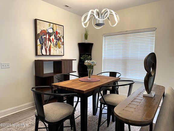 5th image of 4983 Kona Court Unit 1